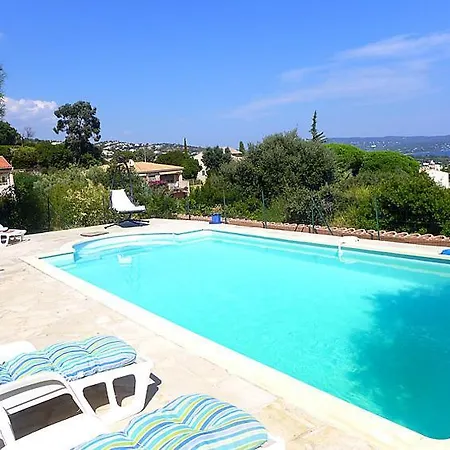 Cavalaire-sur-mer Sleeps 10 Pool Wifi Holiday home