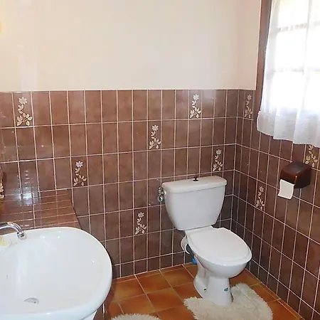 Holiday home Cavalaire-sur-mer Sleeps 10 Pool Wifi